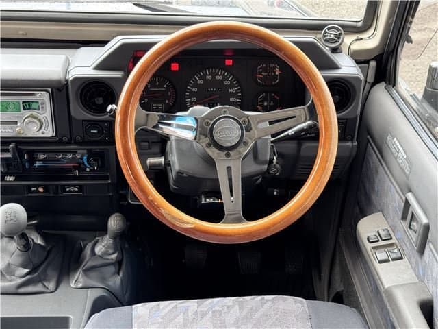 1996 Toyota Land Cruiser JDM car for sale — photo 14 of 25