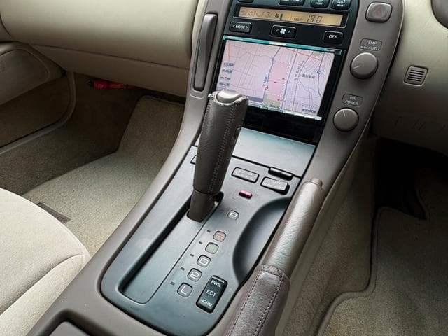 2000 Toyota Soarer JDM car for sale — photo 14 of 19