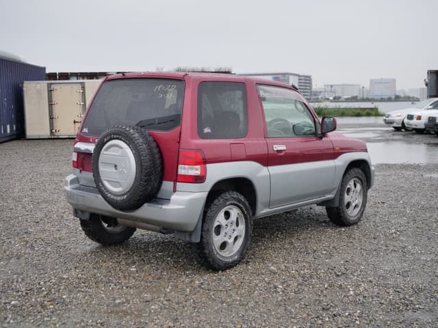 2000 Mitsubishi Pajero JDM car for sale — photo 5 of 25