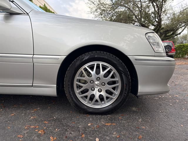 2000 Toyota Crown JDM car for sale — photo 9 of 17