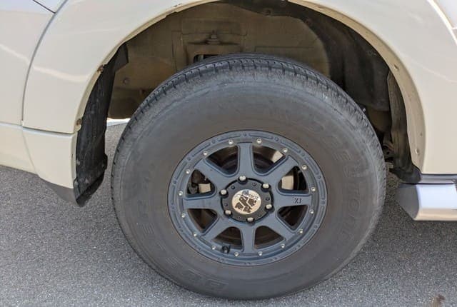 2011 Mitsubishi Pajero JDM car for sale — photo 11 of 25
