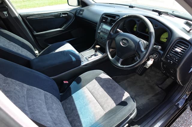 1997 Toyota Aristo JDM car for sale — photo 15 of 20