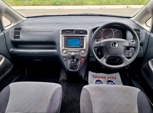 2001 Honda Stream JDM car for sale — photo 2 of 5
