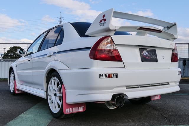 2000 Mitsubishi Lancer Evolution JDM car for sale — photo 22 of 25