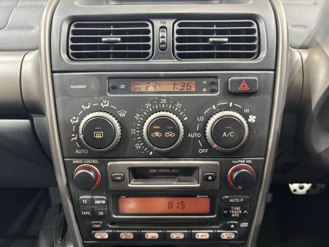 2000 Toyota Altezza JDM car for sale — photo 13 of 25