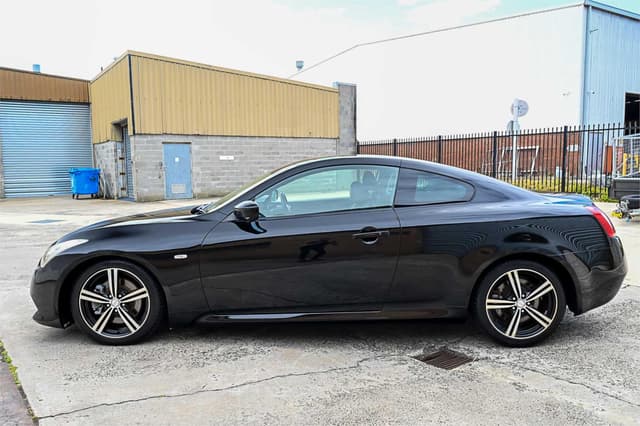 2010 Nissan Skyline JDM car for sale — photo 7 of 23