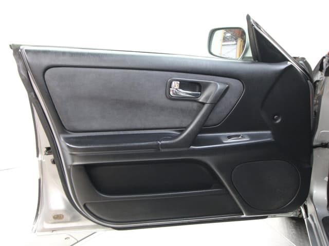 1997 Nissan Stagea JDM car for sale — photo 21 of 25