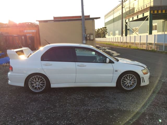2001 Mitsubishi Lancer Evolution JDM car for sale — photo 3 of 5