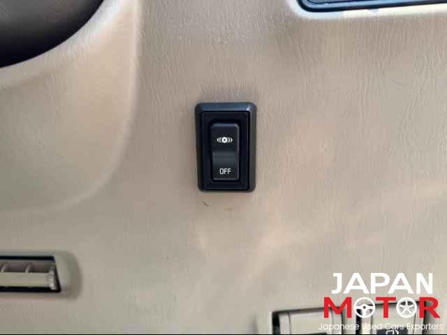 2001 Toyota Land Cruiser JDM car for sale — photo 21 of 23