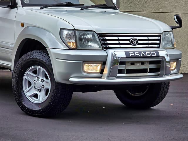 2000 Toyota Land Cruiser Prado JDM car for sale — photo 18 of 25