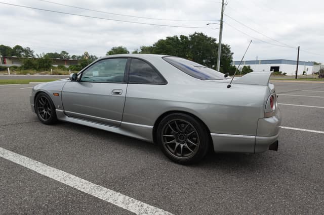 1996 Nissan Skyline JDM car for sale — photo 10 of 19