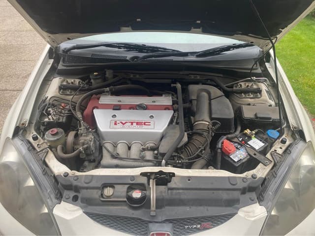 2004 Honda Integra JDM car for sale — photo 6 of 11