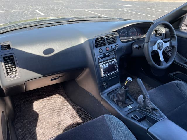 1994 Nissan Skyline JDM car for sale — photo 4 of 21