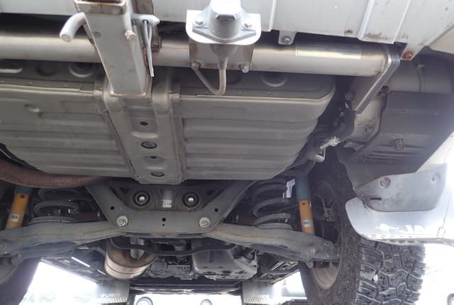 2010 Mitsubishi Pajero JDM car for sale — photo 16 of 25