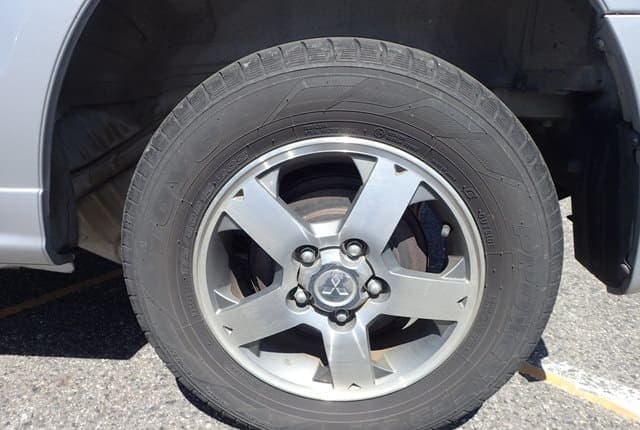 2007 Mitsubishi Pajero Mini JDM car for sale — photo 10 of 25