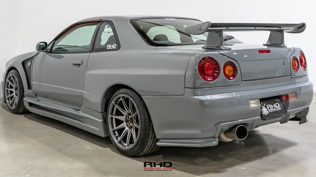 1998 Nissan Skyline JDM car for sale — photo 5 of 24