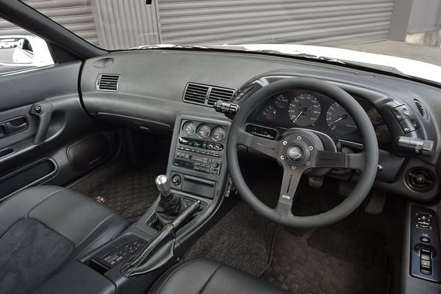 1994 Nissan Skyline JDM car for sale — photo 22 of 25