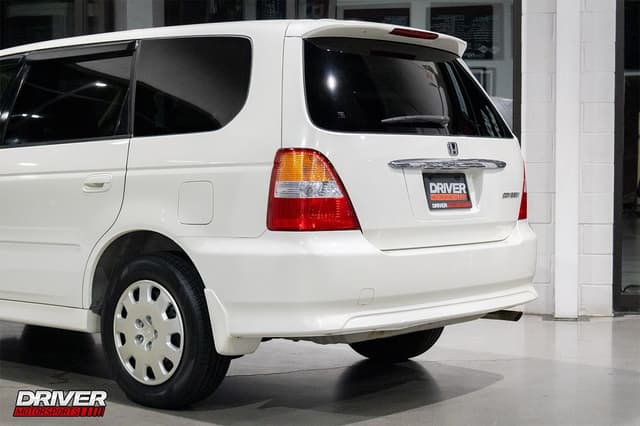 2001 Honda Odyssey JDM car for sale — photo 21 of 23
