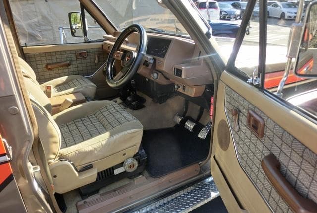 1987 Nissan Safari JDM car for sale — photo 21 of 25
