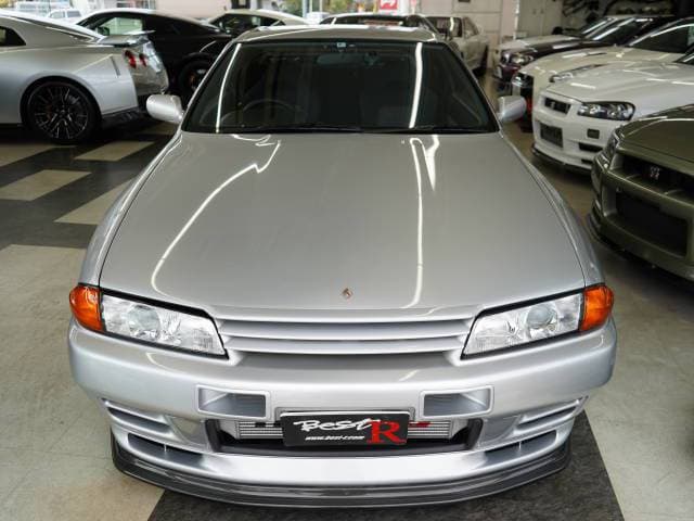 1993 Nissan Skyline JDM car for sale — photo 4 of 11