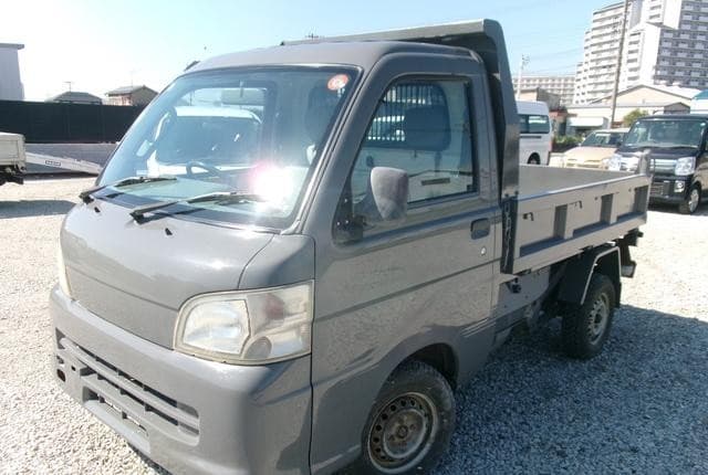 2006 Daihatsu Hijet JDM car for sale — photo 4 of 14