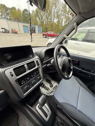 2000 Mitsubishi Pajero JDM car for sale — photo 6 of 10