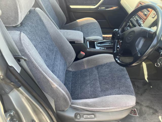 1999 Nissan Stagea JDM car for sale — photo 5 of 11