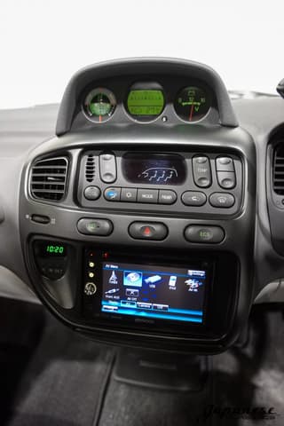 1994 Mitsubishi Delica JDM car for sale — photo 11 of 25