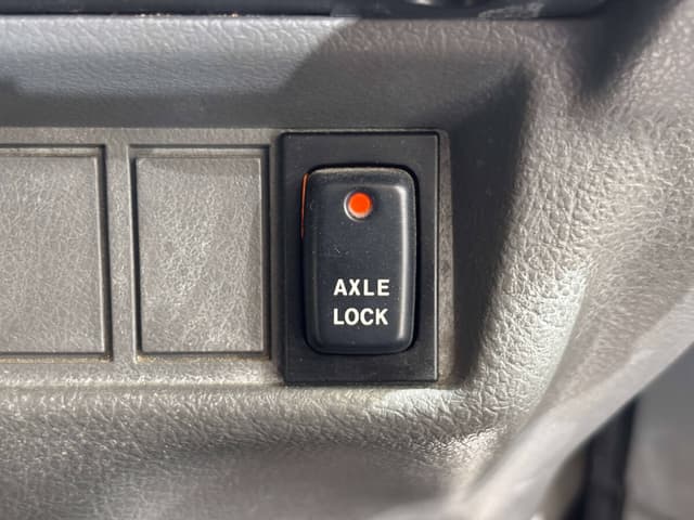 1998 Suzuki Every JDM car for sale — photo 15 of 25