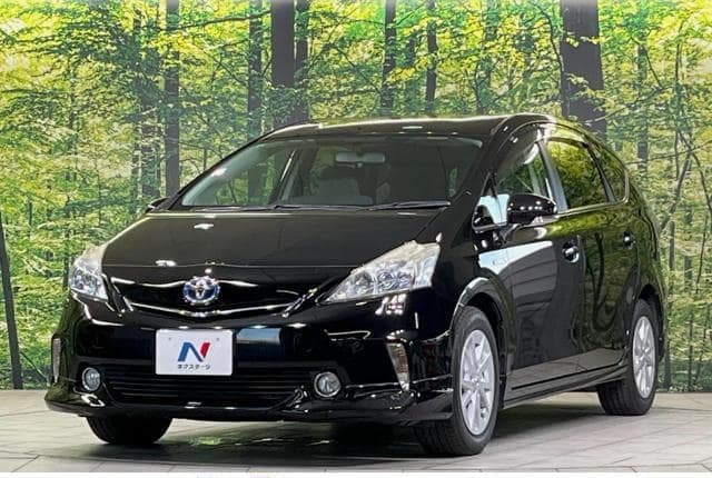2011 Toyota Prius JDM car for sale — photo 4 of 25