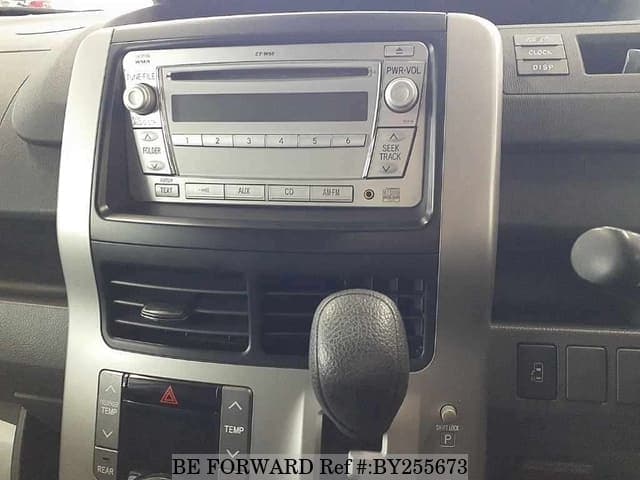 2008 Toyota Voxy JDM car for sale — photo 8 of 8