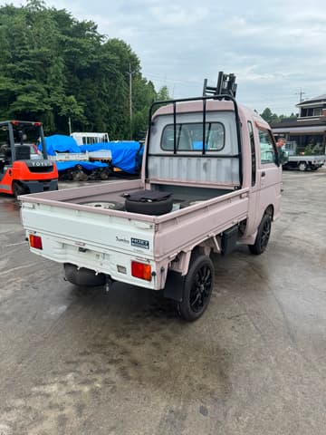 2001 Daihatsu Hijet JDM car for sale — photo 3 of 12