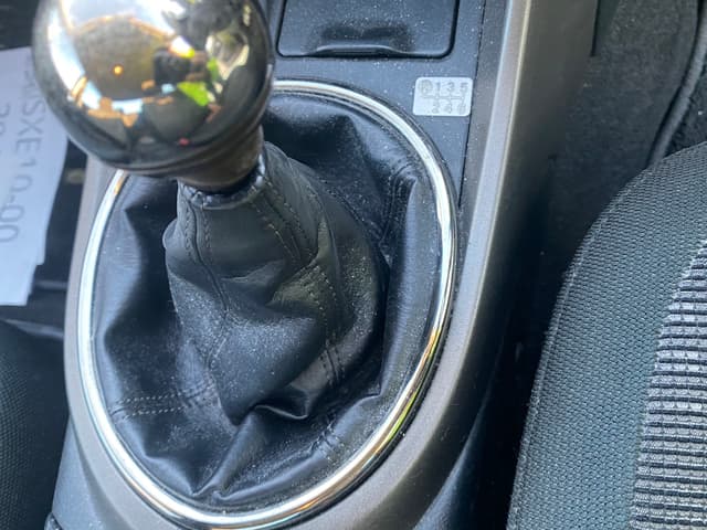 2000 Toyota Altezza JDM car for sale — photo 4 of 20
