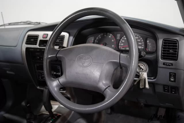 1999 Toyota Hilux JDM car for sale — photo 12 of 25