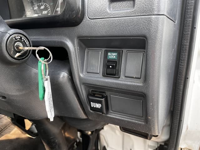 1993 Daihatsu Hijet JDM car for sale — photo 20 of 25