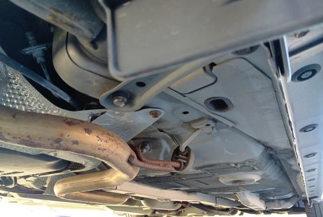2010 Toyota Vitz JDM car for sale — photo 22 of 25