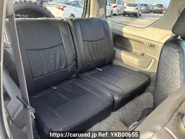 2001 Suzuki Jimny JDM car for sale — photo 14 of 25