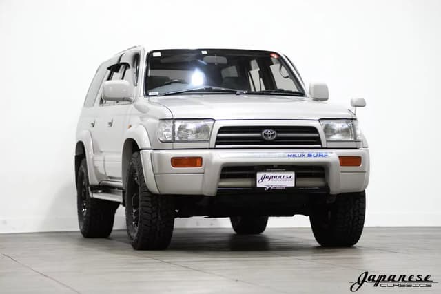 1996 Toyota Hilux JDM car for sale — photo 3 of 25