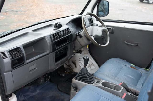 1999 Mitsubishi Minicab JDM car for sale — photo 18 of 18