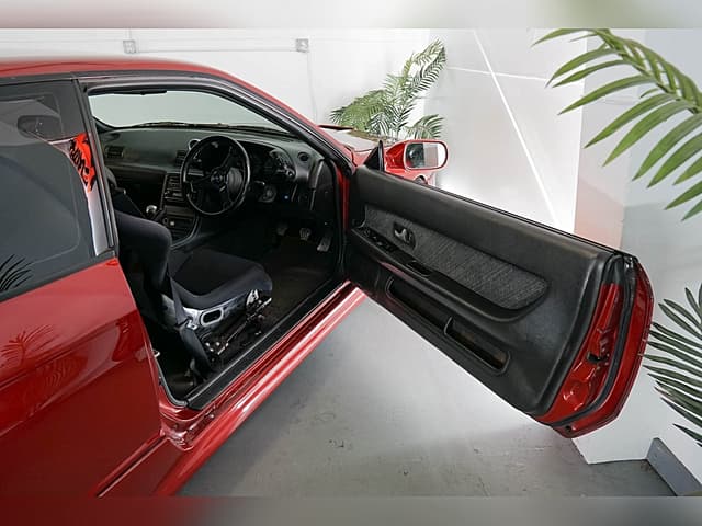 1992 Nissan Skyline JDM car for sale — photo 13 of 25