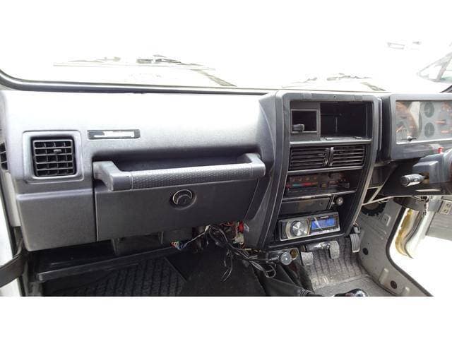 1990 Suzuki Jimny JDM car for sale — photo 17 of 20