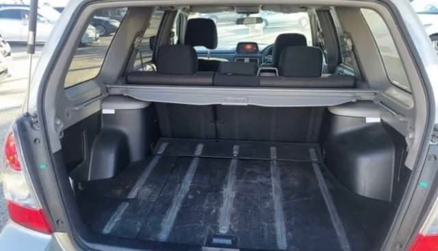 2005 Subaru Forester JDM car for sale — photo 11 of 12