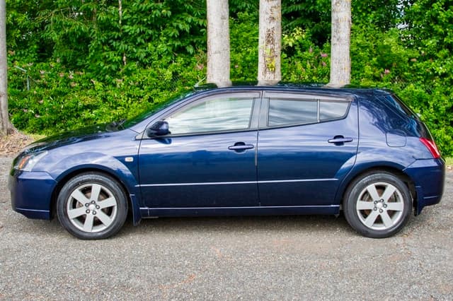 2001 Toyota Will JDM car for sale — photo 4 of 17