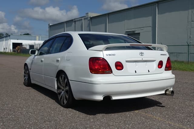 2001 Toyota Aristo JDM car for sale — photo 7 of 17