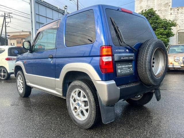 1998 Mitsubishi Pajero Mini JDM car for sale — photo 11 of 20