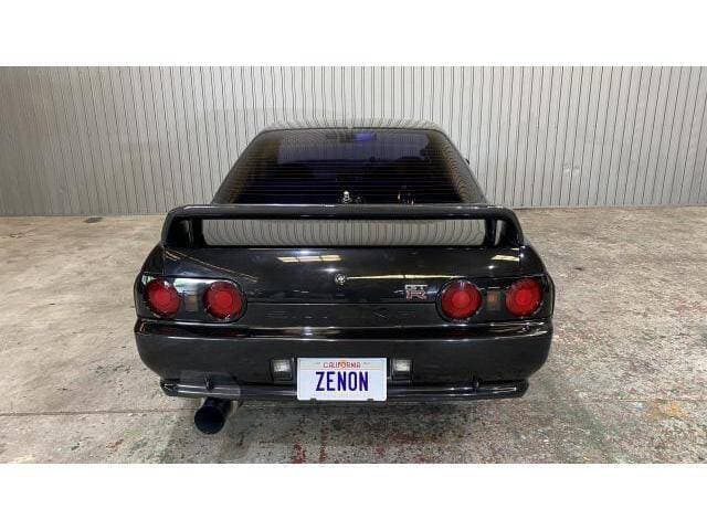 1992 Nissan Skyline JDM car for sale — photo 2 of 20