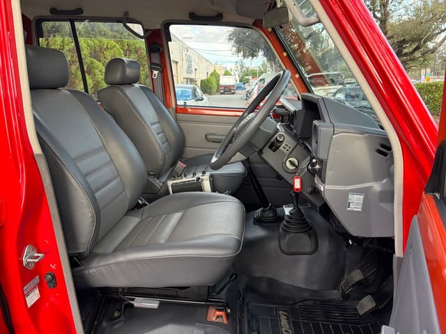 2001 Toyota Land Cruiser JDM car for sale — photo 11 of 18