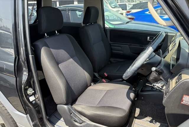 2007 Mitsubishi Pajero Mini JDM car for sale — photo 14 of 25