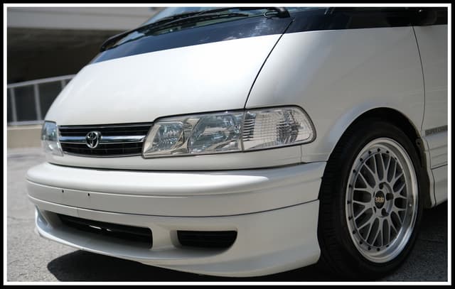 1998 Toyota Estima JDM car for sale — photo 14 of 19
