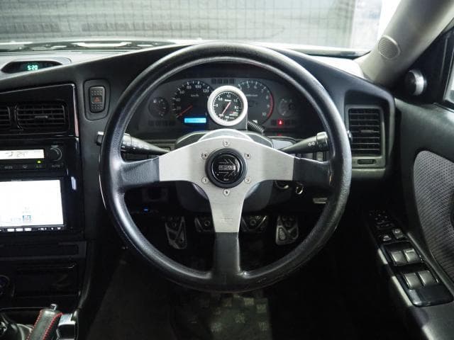 1998 Nissan Stagea JDM car for sale — photo 16 of 21